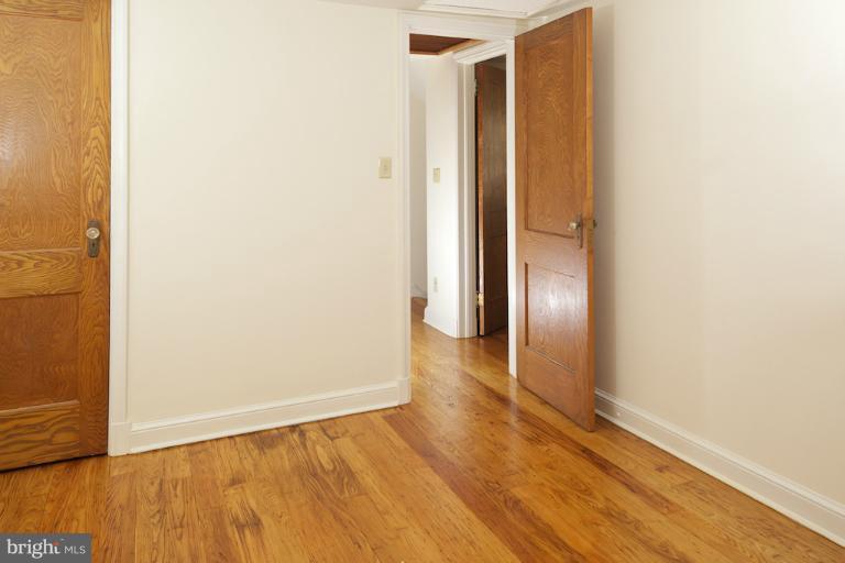 406 Baltimore Road Rockville, MD 20850 - Photo 10 of 19 Bedroom