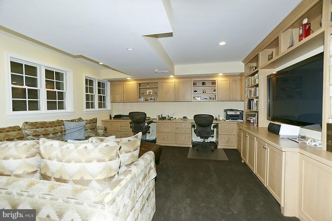 2814 R Street Northwest Washington, DC 20007 - Photo 3 of 3 Interior (General)