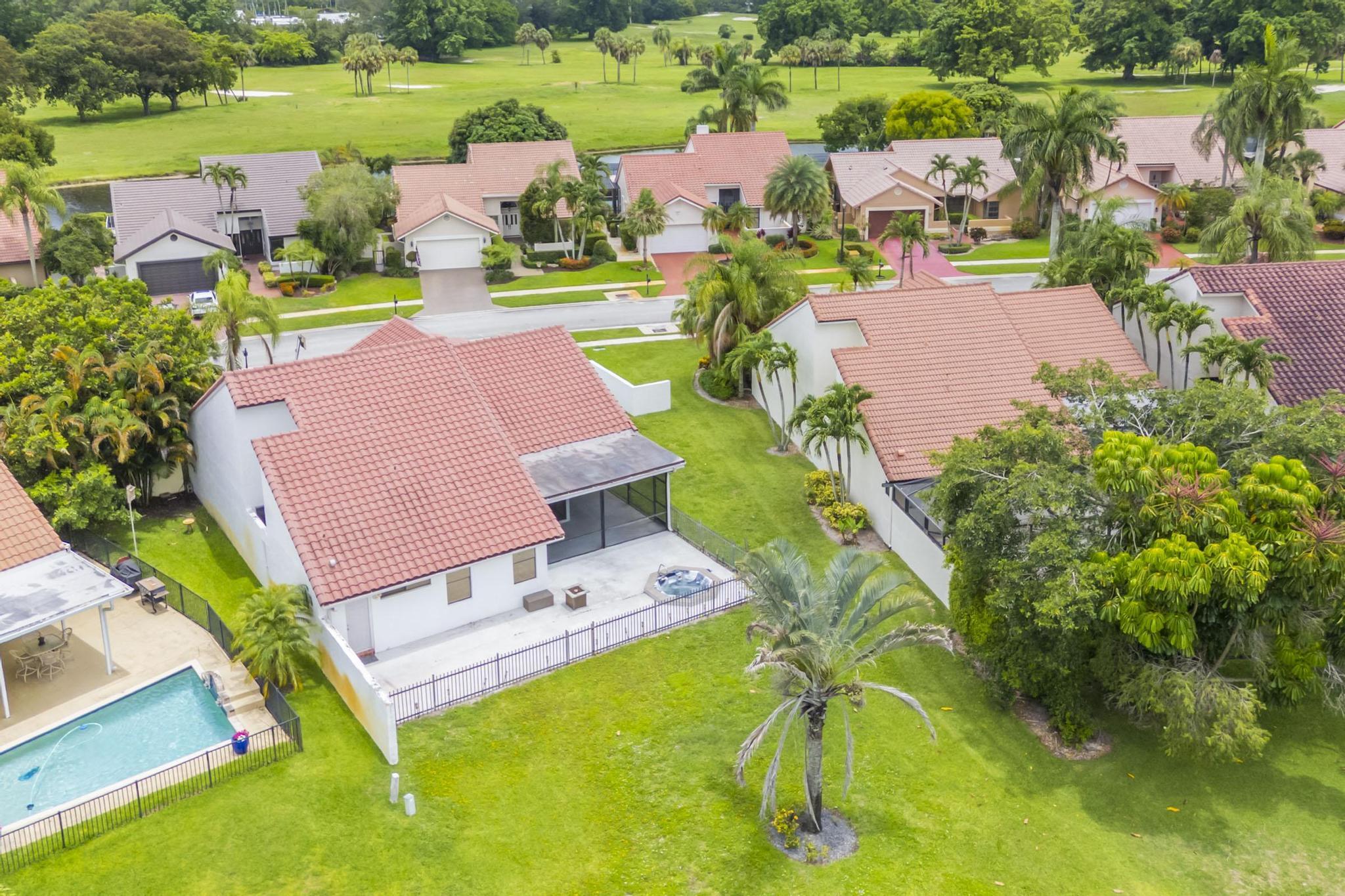 19325 Cherry Hills Terrace Boca Raton, FL 33498 - Photo 63 of 75 086