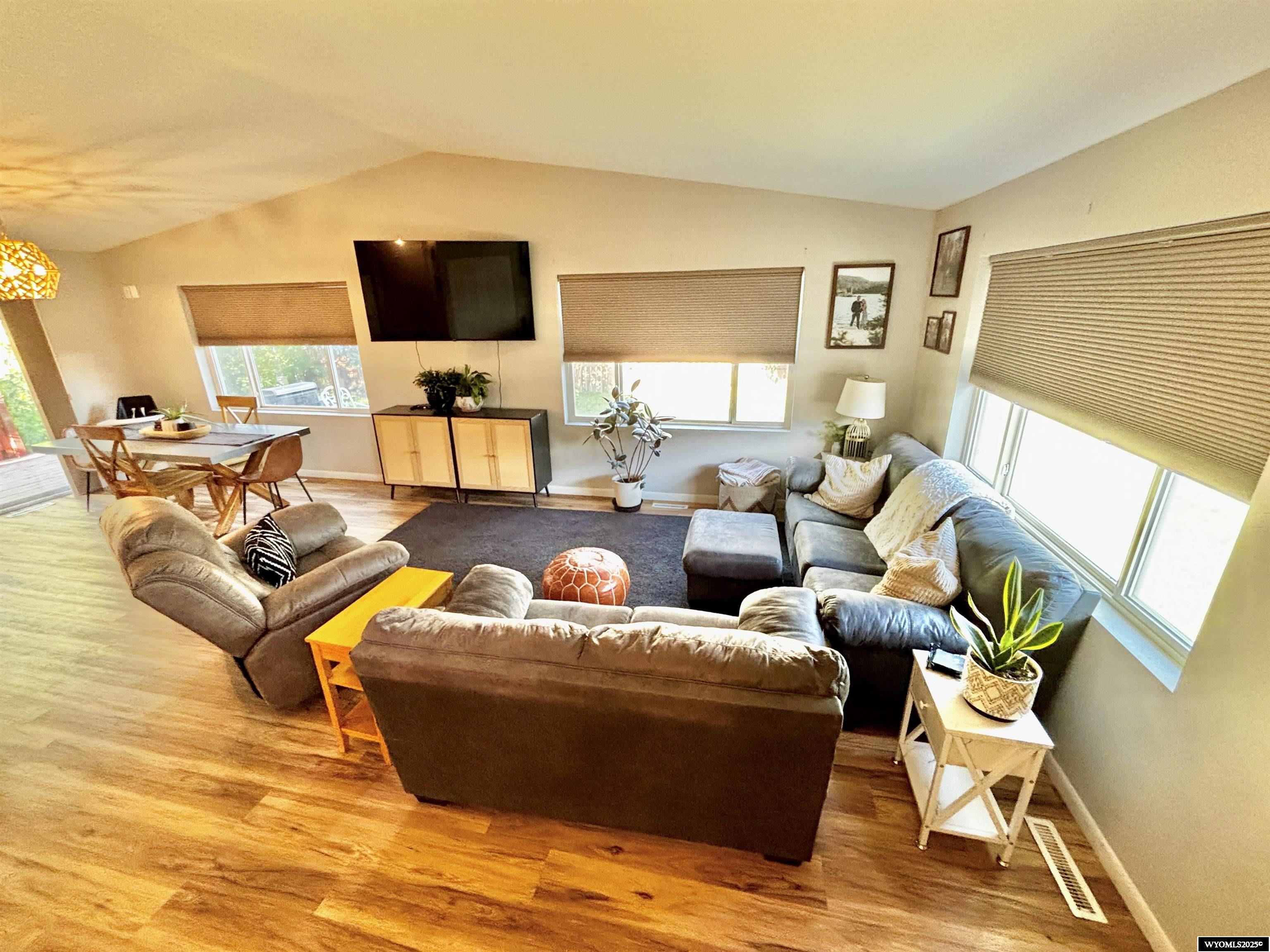 1410 Maple Lane Riverton, WY 82501 - Photo 10 of 32