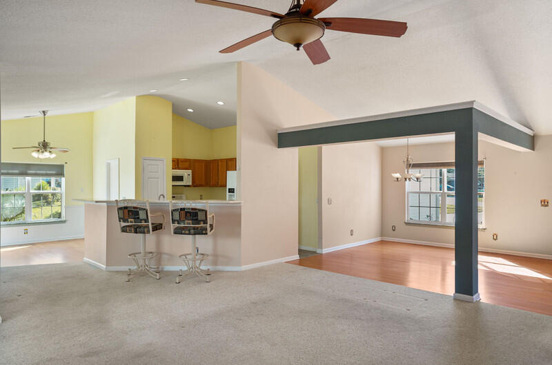 24 Honeycomb Court Ridgeland, SC 29936 - Photo 24 of 39 Living room to Dining