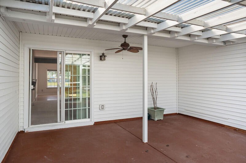 24 Honeycomb Court Ridgeland, SC 29936 - Photo 36 of 39 Sun room2