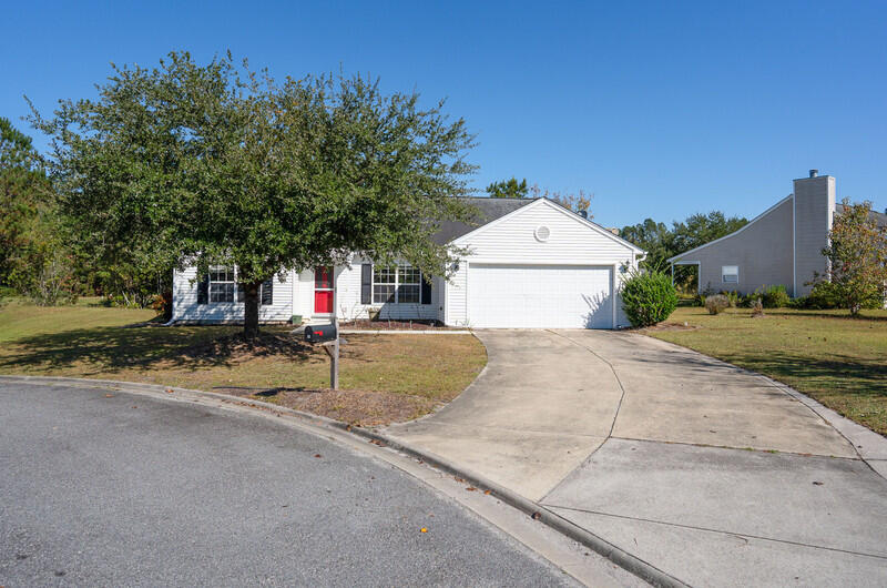24 Honeycomb Court Ridgeland, SC 29936 - Photo 4 of 39 Front4