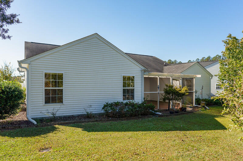 24 Honeycomb Court Ridgeland, SC 29936 - Photo 5 of 39 Back