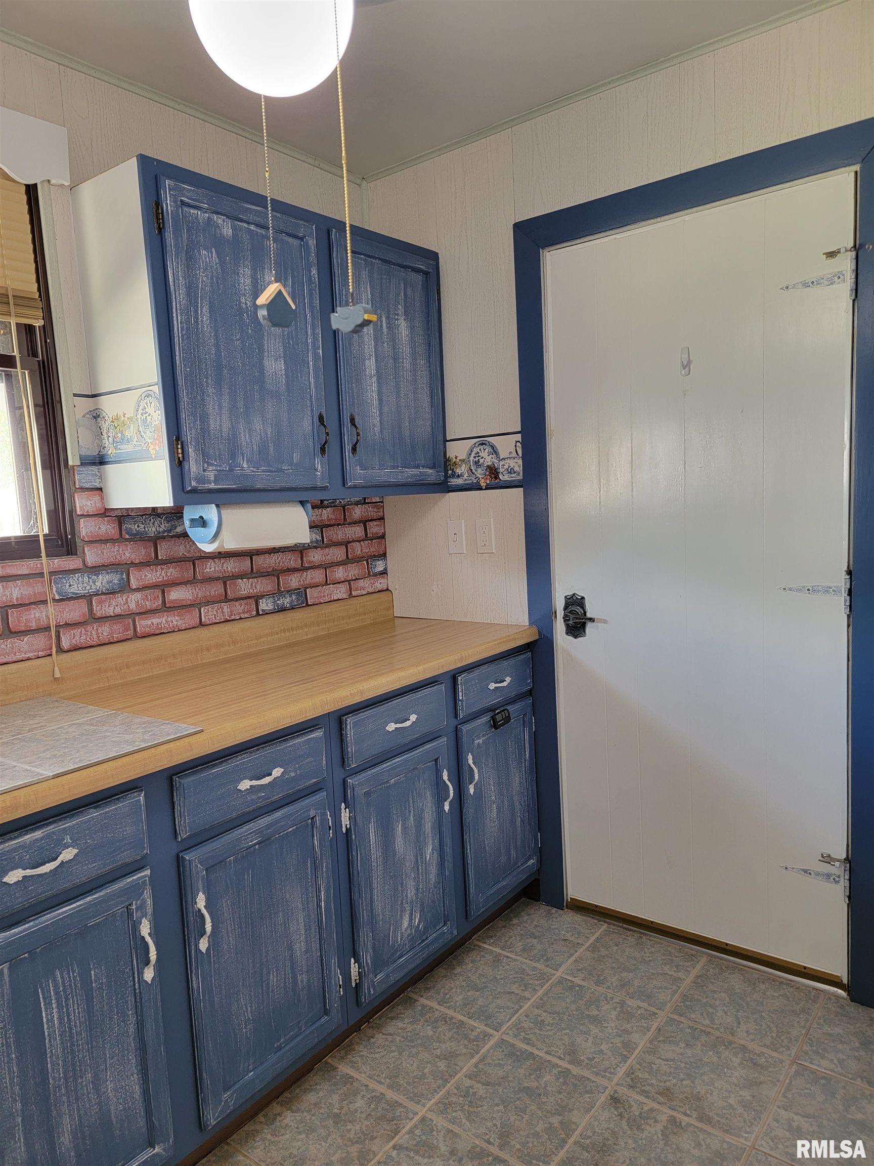 1110 39th Street Moline, IL 61265 - Photo 16 of 31 Gallery Image 16