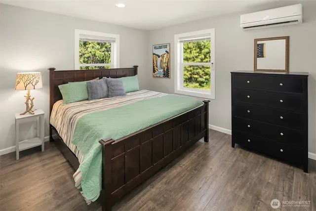 $897,500 | 411 West Alaska Avenue, Roslyn, WA 98941