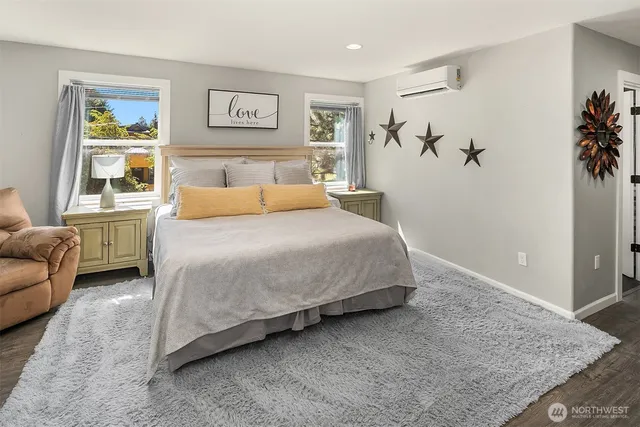 $897,500 | 411 West Alaska Avenue, Roslyn, WA 98941