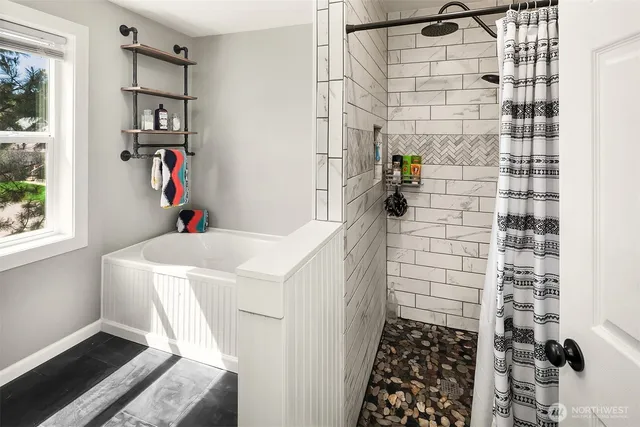 $897,500 | 411 West Alaska Avenue, Roslyn, WA 98941