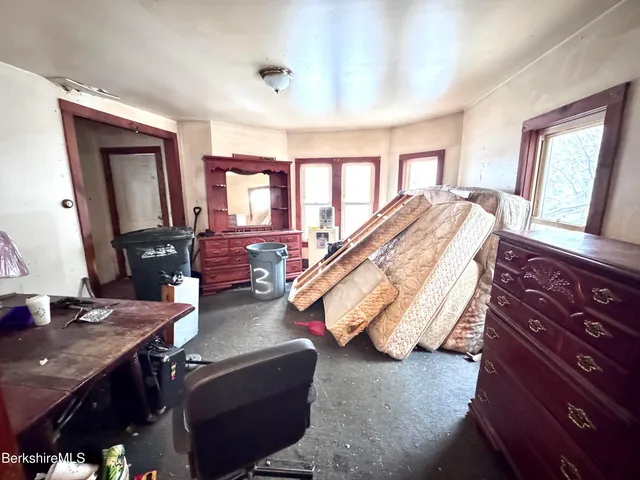 $49,900 | 454 West Main Street, North Adams, MA 01247