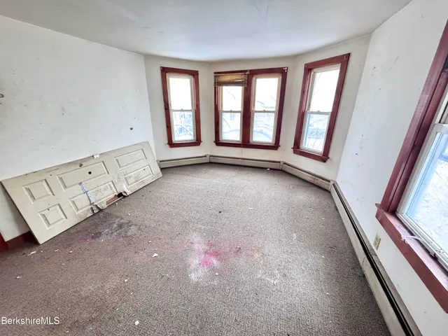 $49,900 | 454 West Main Street, North Adams, MA 01247