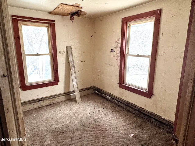 $49,900 | 454 West Main Street, North Adams, MA 01247