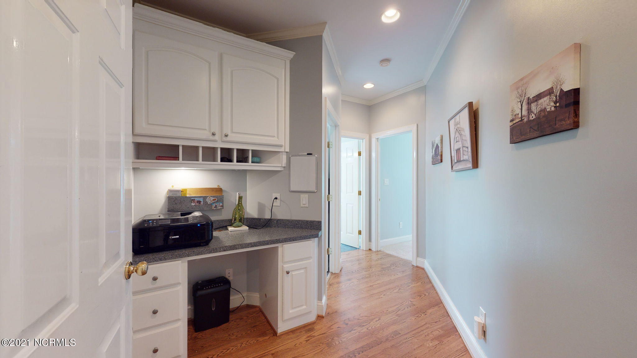 108 Walnut Road New Bern, NC 28562 - Photo 34 of 64 Nook with desk