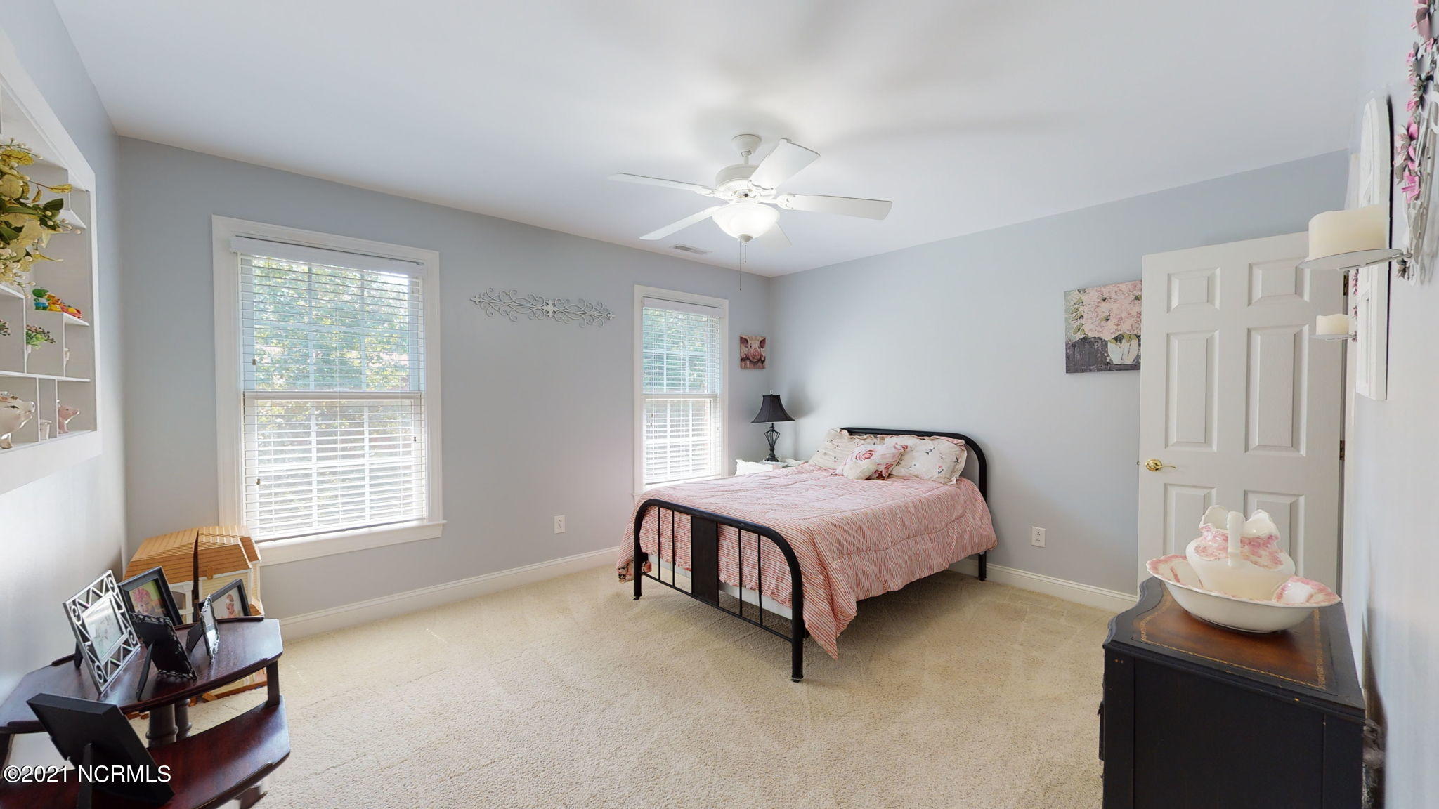 108 Walnut Road New Bern, NC 28562 - Photo 37 of 64 Guest room 2nd floor