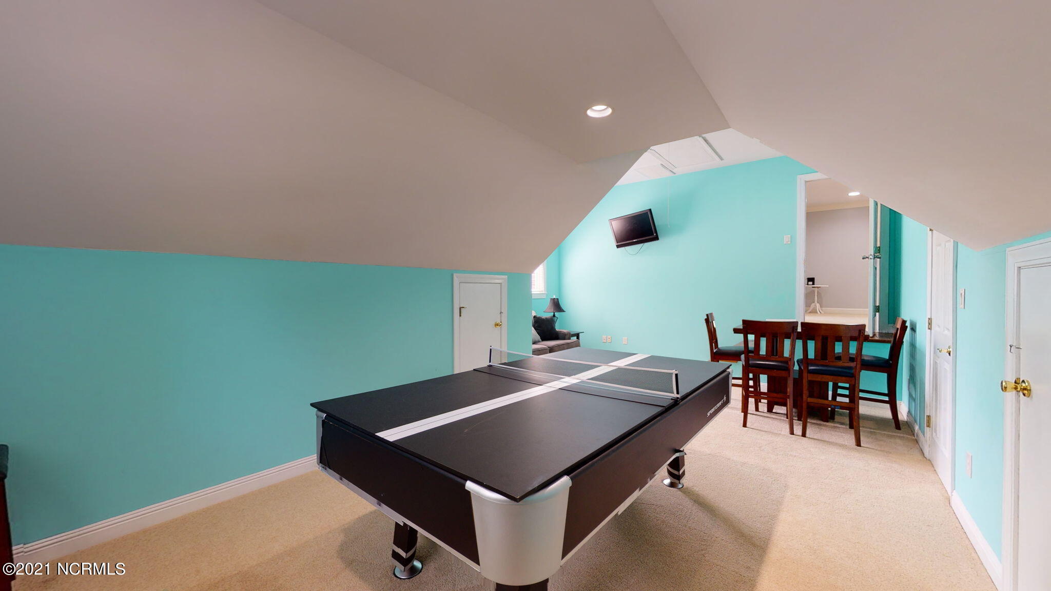 108 Walnut Road New Bern, NC 28562 - Photo 43 of 64 The pool table stays!