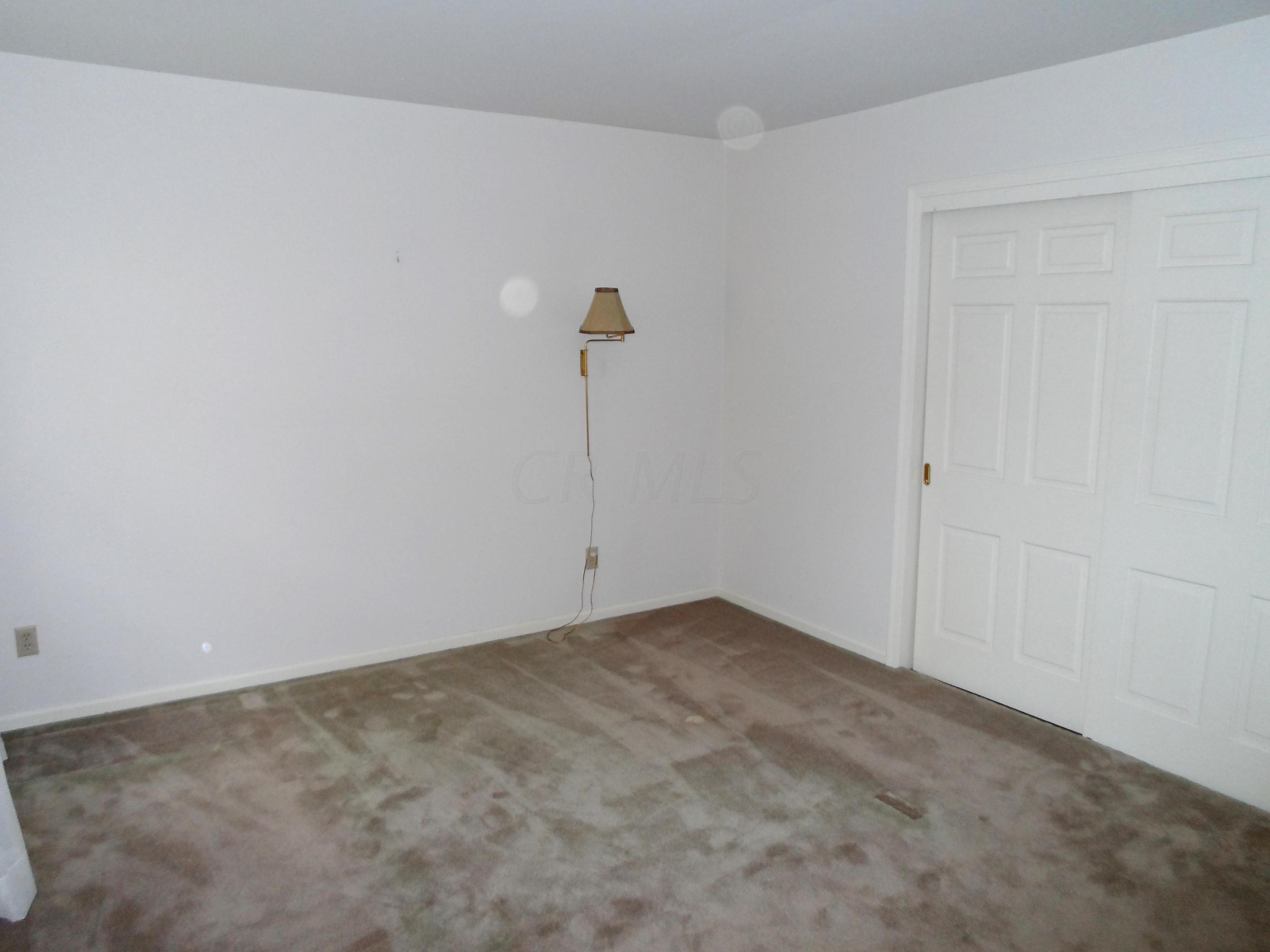3942 Newhall Road Columbus, OH 43220 - Photo 16 of 23