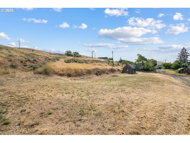 387 East Linden Way Heppner, OR 97836 - Photo 26 of 37 a view of ocean