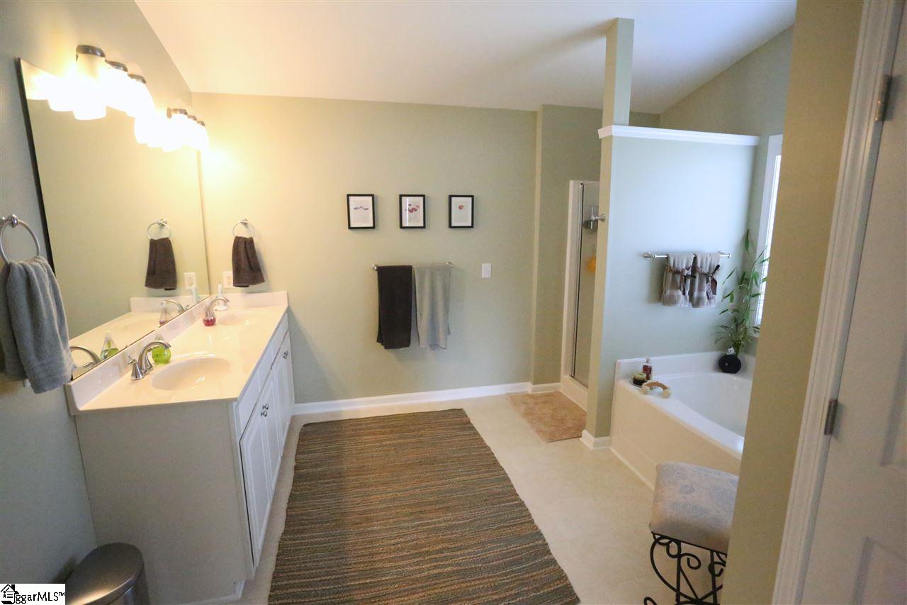 40 Farmbrook Way Simpsonville, SC 29681 - Photo 11 of 23 Gallery Image 11
