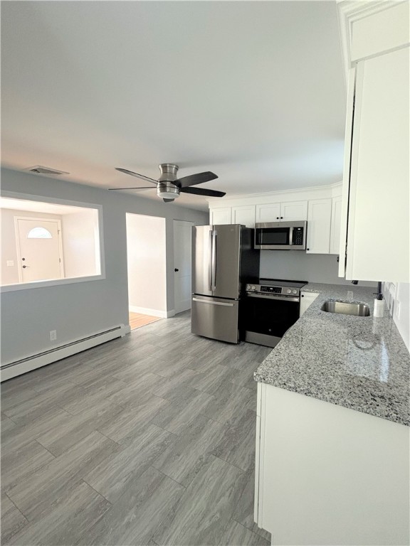 404 Arnold Road Coventry, RI 02816 - Photo 2 of 5