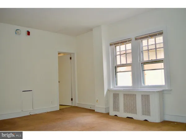 $1,195 | 332-34 South 17th Street, Unit 1C, Philadelphia, PA 19103