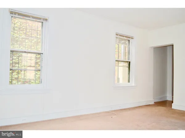 $1,195 | 332-34 South 17th Street, Unit 1C, Philadelphia, PA 19103