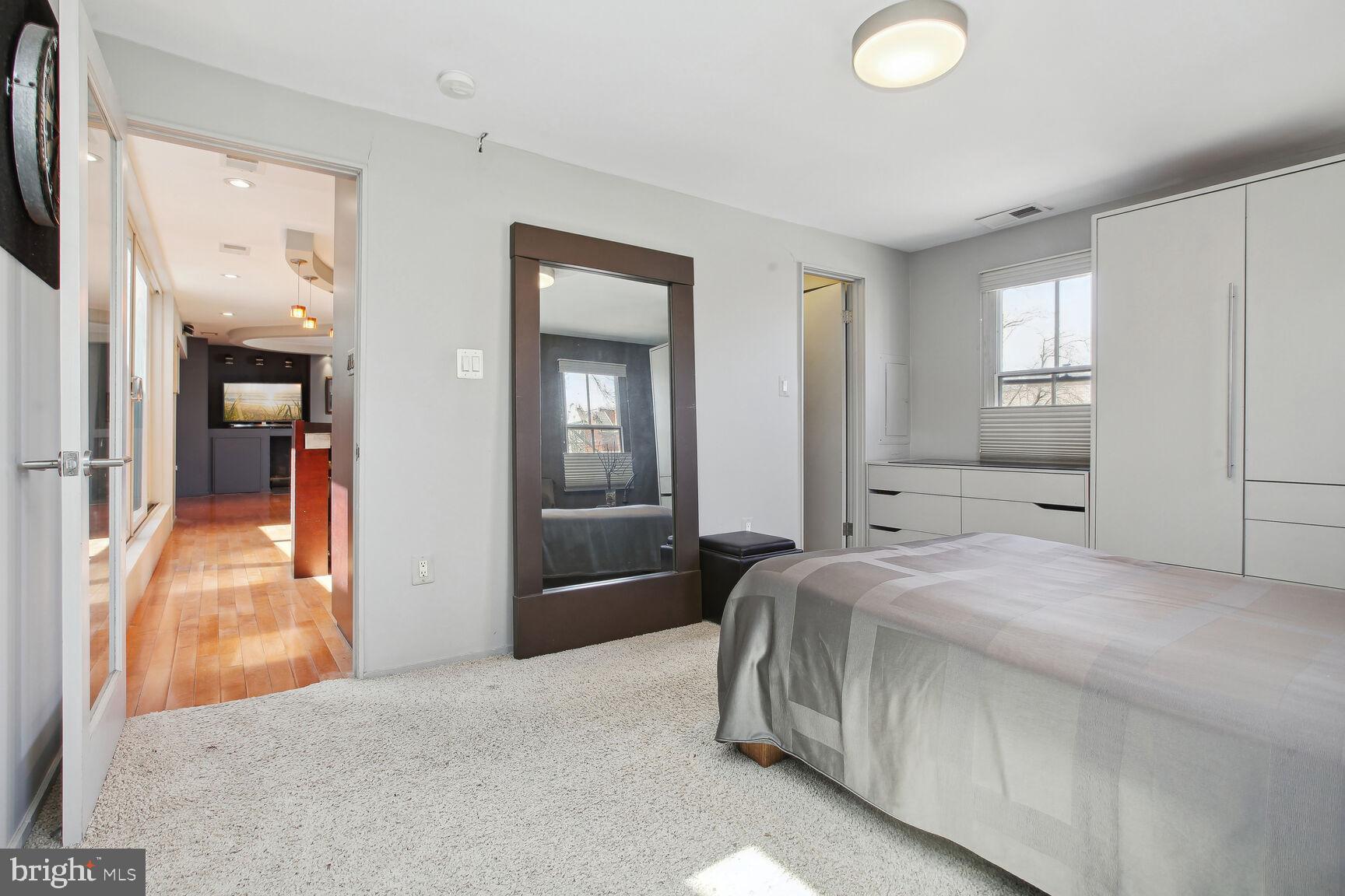 344 8th Street Northeast Washington, DC 20002 - Photo 17 of 37 upstairs apartment