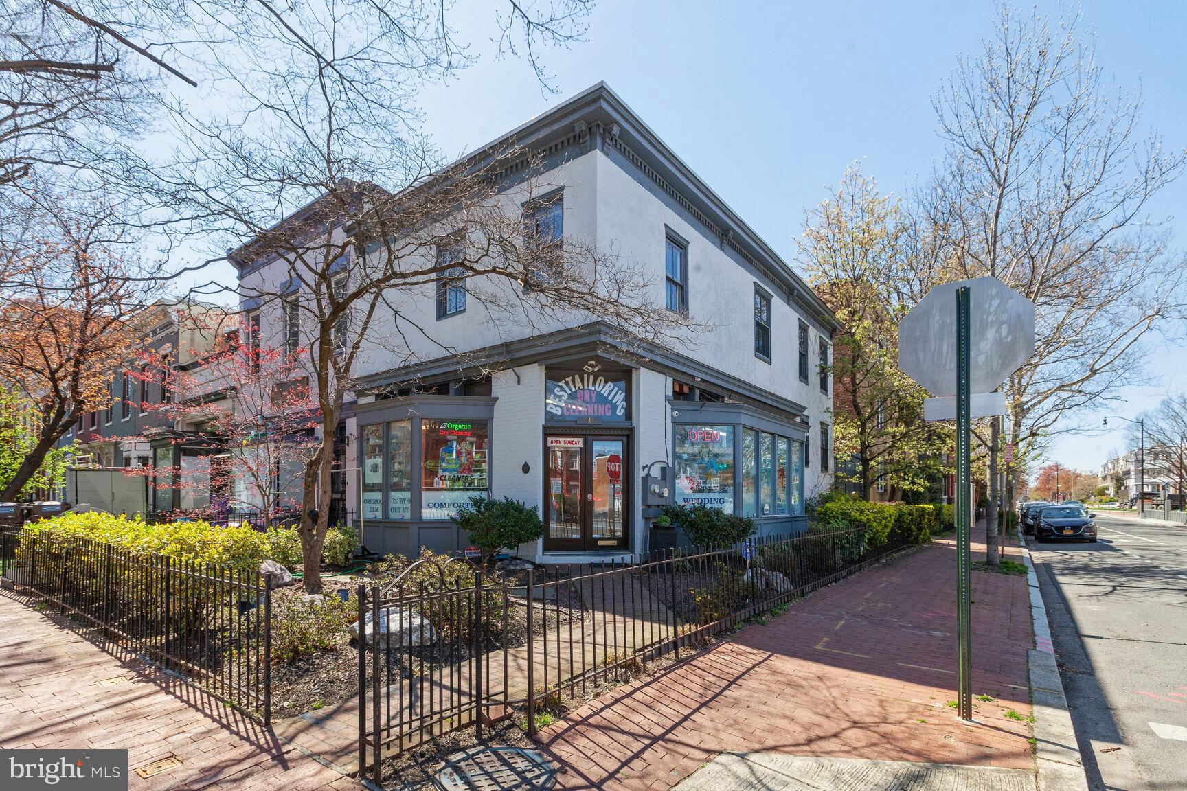 344 8th Street Northeast Washington, DC 20002 - Photo 3 of 37 commercial storefront