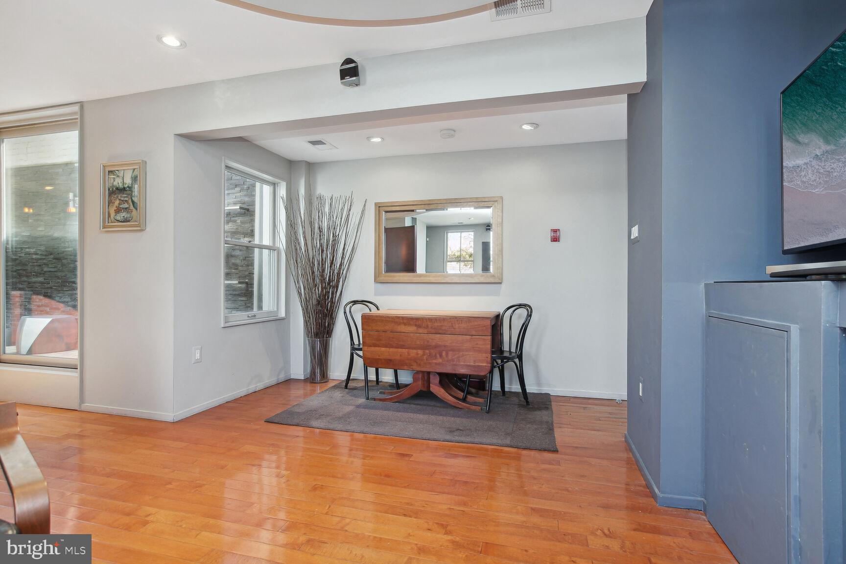 344 8th Street Northeast Washington, DC 20002 - Photo 8 of 37 Dining room upstairs apartment