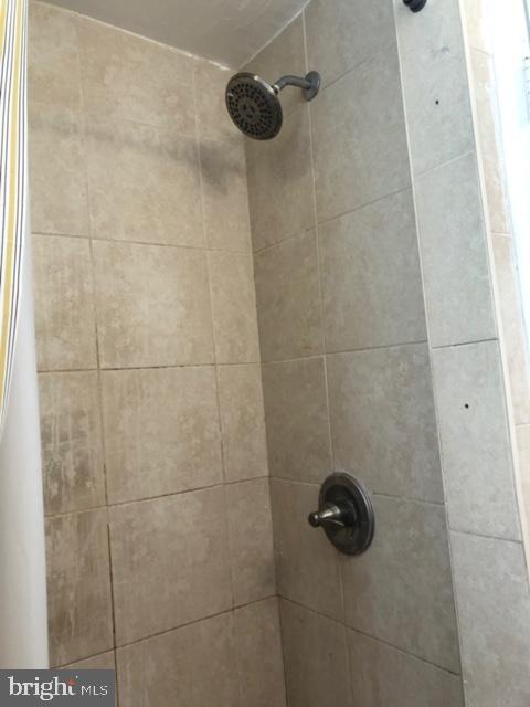 300 Golf Road Darby, PA 19023 - Photo 22 of 33
