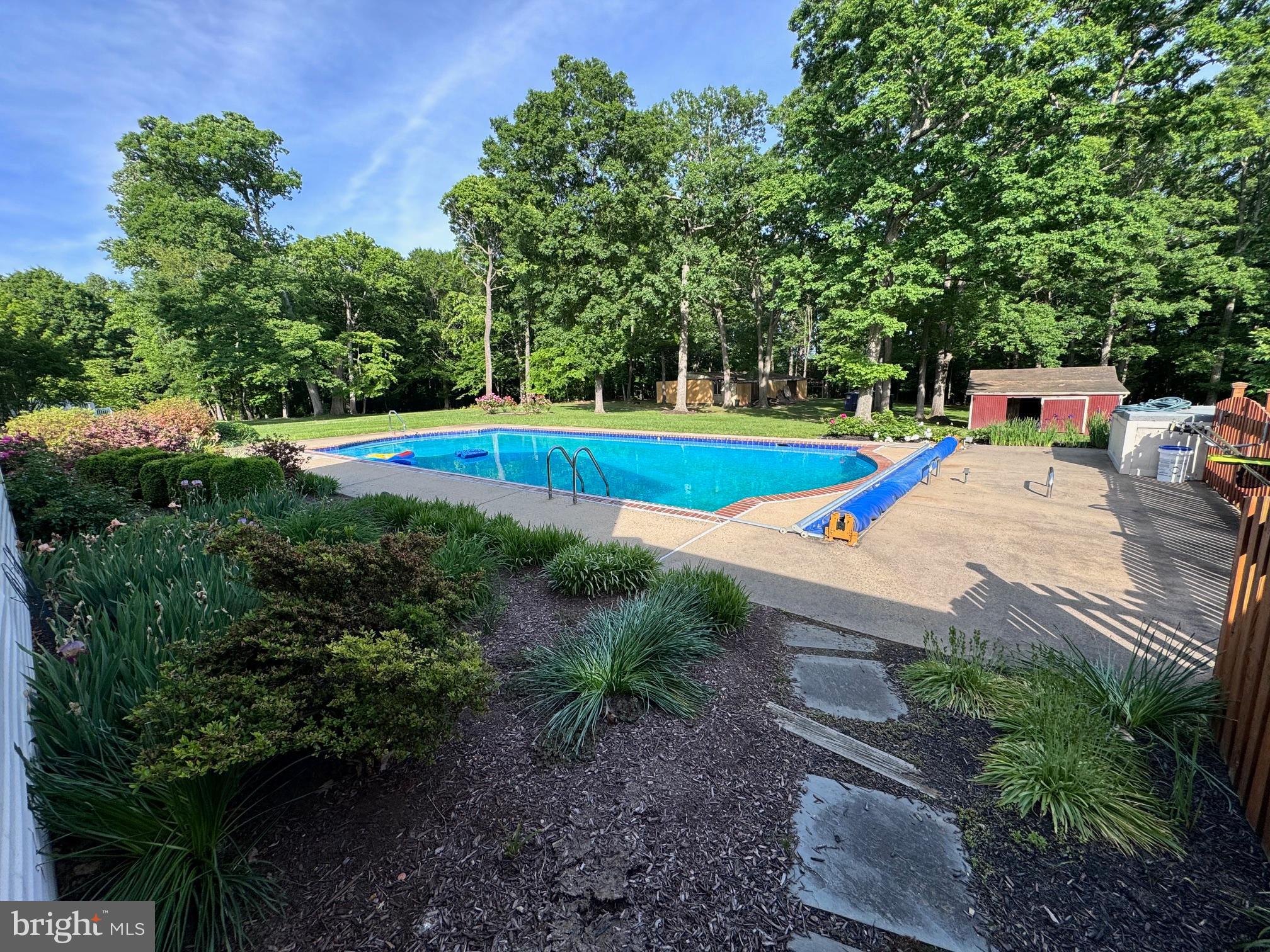 6375 Union Mill Road Clifton, VA 20124 - Photo 21 of 34 a view of a park with large trees