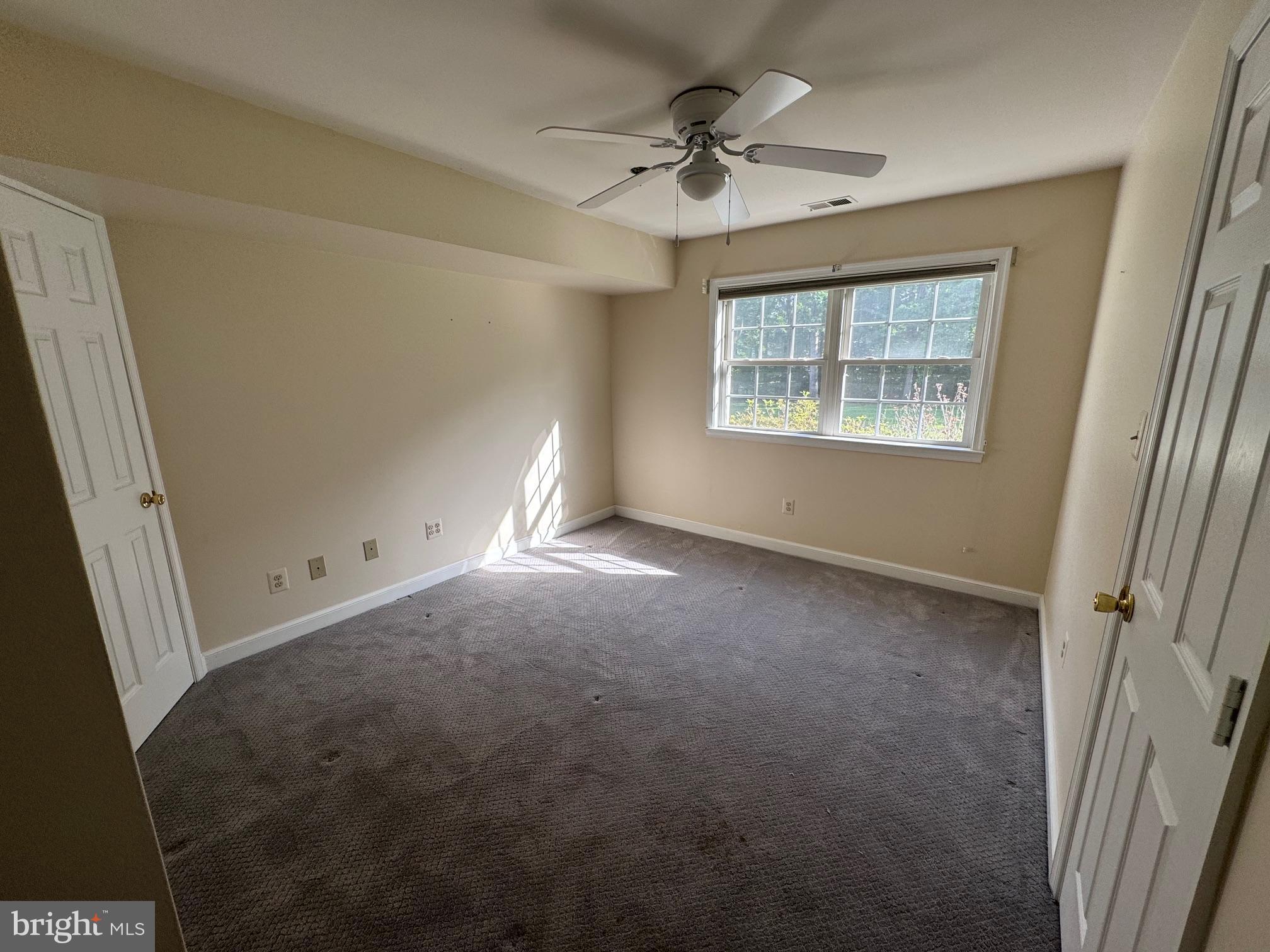 6375 Union Mill Road Clifton, VA 20124 - Photo 23 of 34 a view of an empty room with a window