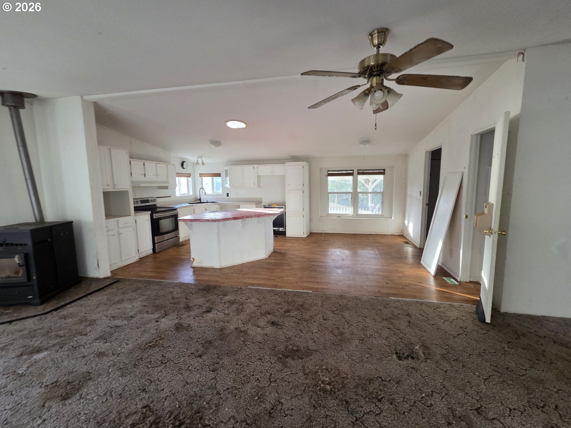 781 Pine Ridge Drive Glide, OR 97443 - Photo 5 of 29