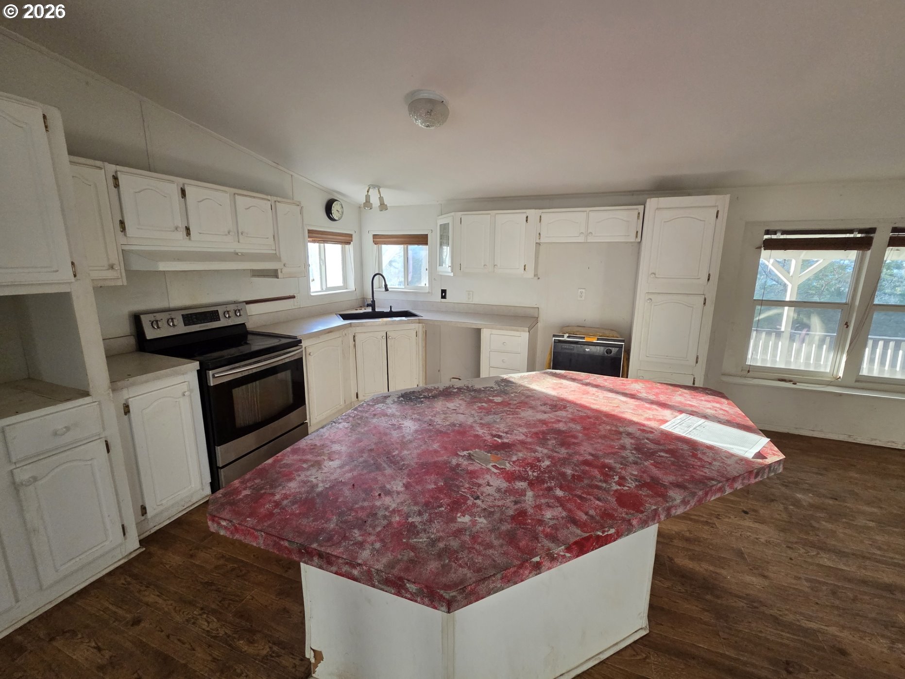 781 Pine Ridge Drive Glide, OR 97443 - Photo 7 of 29