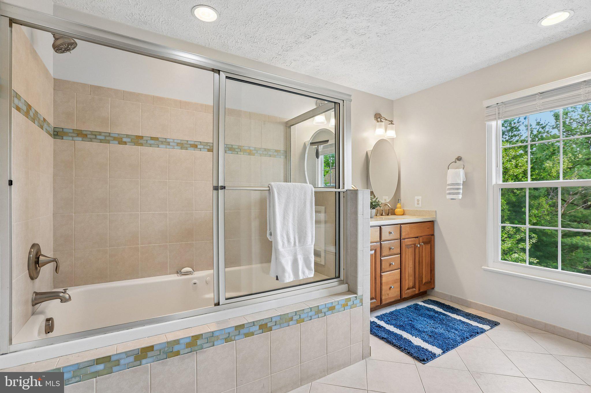 6120 Samuel Road New Market, MD 21774 - Photo 21 of 66 Primary Bath