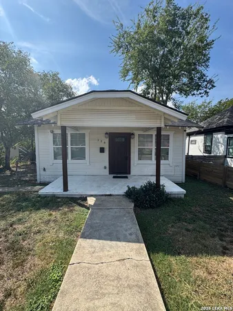 $1,250 | 138 Paul Street, San Antonio, TX 78203