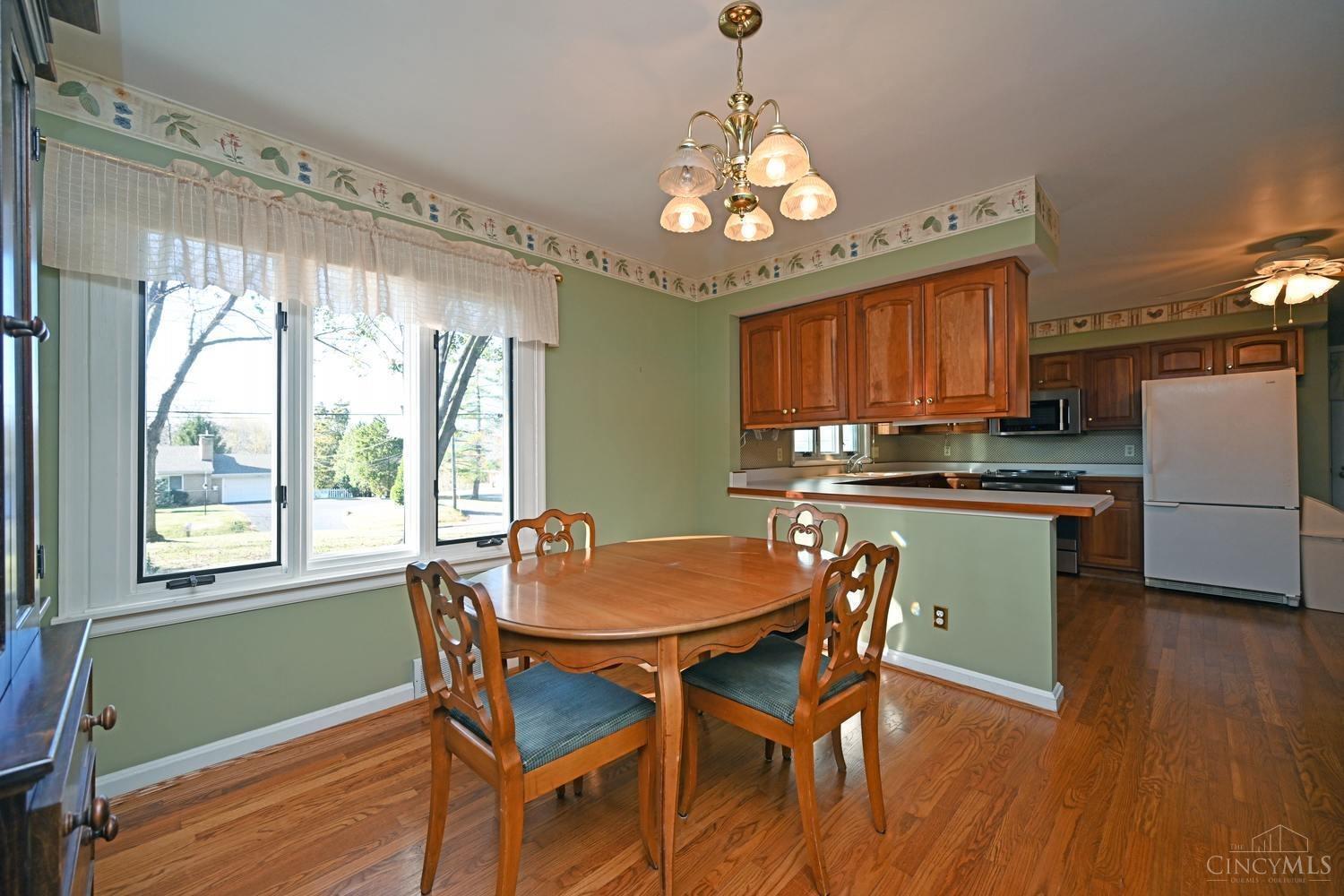 1740 Neeb Road Cincinnati, OH 45233 - Photo 13 of 49