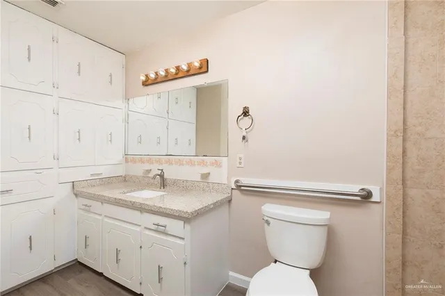 $335,000 | 2504 Pecan Avenue, McAllen, TX 78501