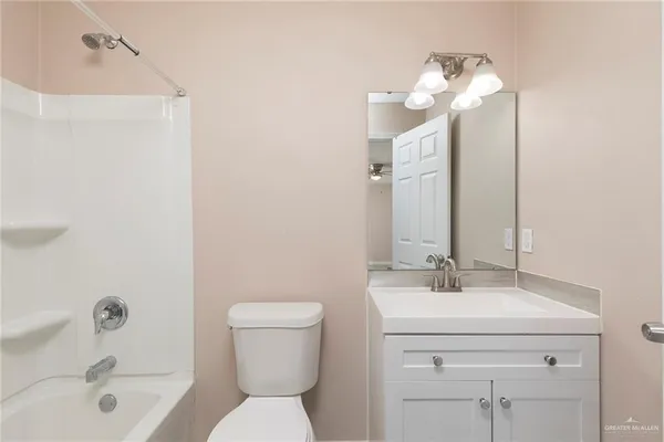 $295,000 | 2504 Pecan Avenue, McAllen, TX 78501