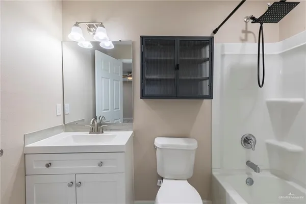 $295,000 | 2504 Pecan Avenue, McAllen, TX 78501