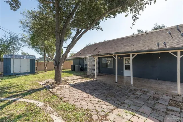 $335,000 | 2504 Pecan Avenue, McAllen, TX 78501