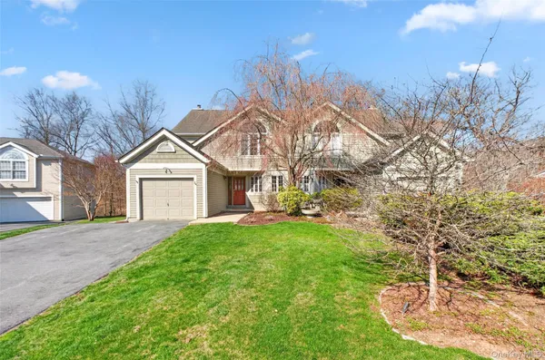 $669,000 | 24 Coventry Circle, Mahopac, NY 10541