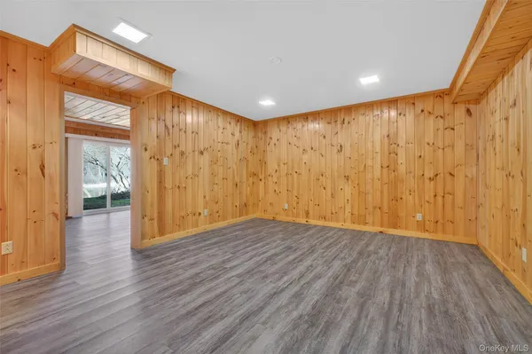 $669,000 | 24 Coventry Circle, Mahopac, NY 10541