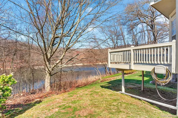 $669,000 | 24 Coventry Circle, Mahopac, NY 10541