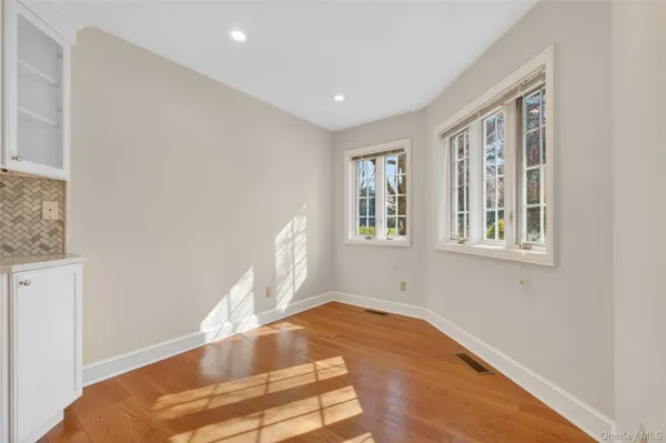 $669,000 | 24 Coventry Circle, Mahopac, NY 10541