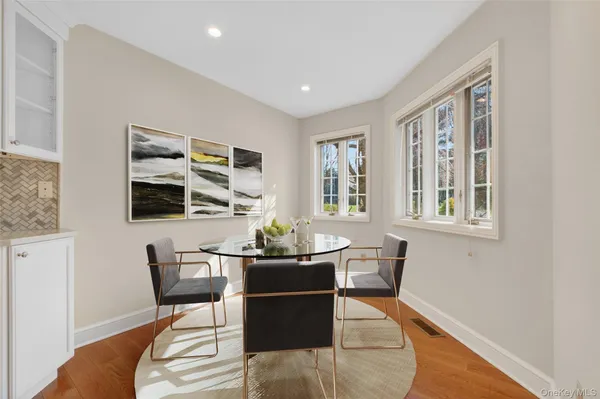 $669,000 | 24 Coventry Circle, Mahopac, NY 10541