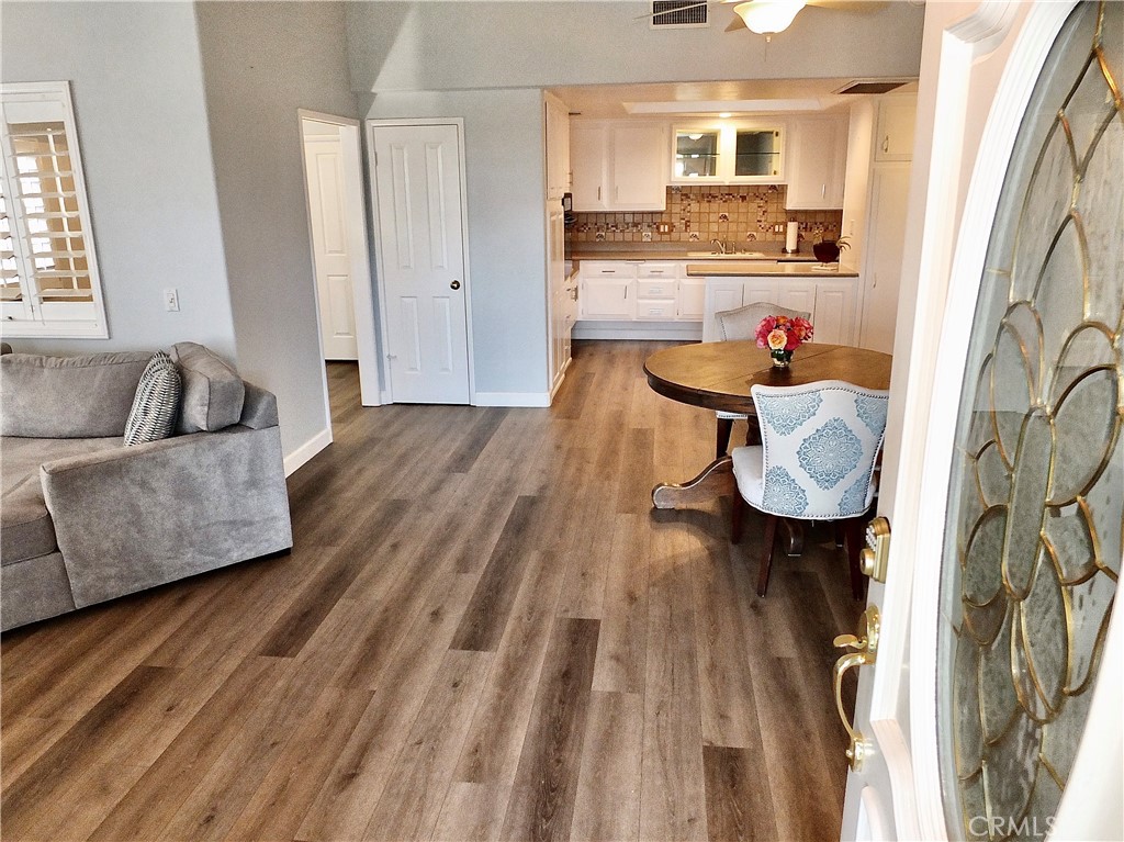 1560 Homewood Road, Unit 114L Seal Beach, CA 90740 - Photo 8 of 53
