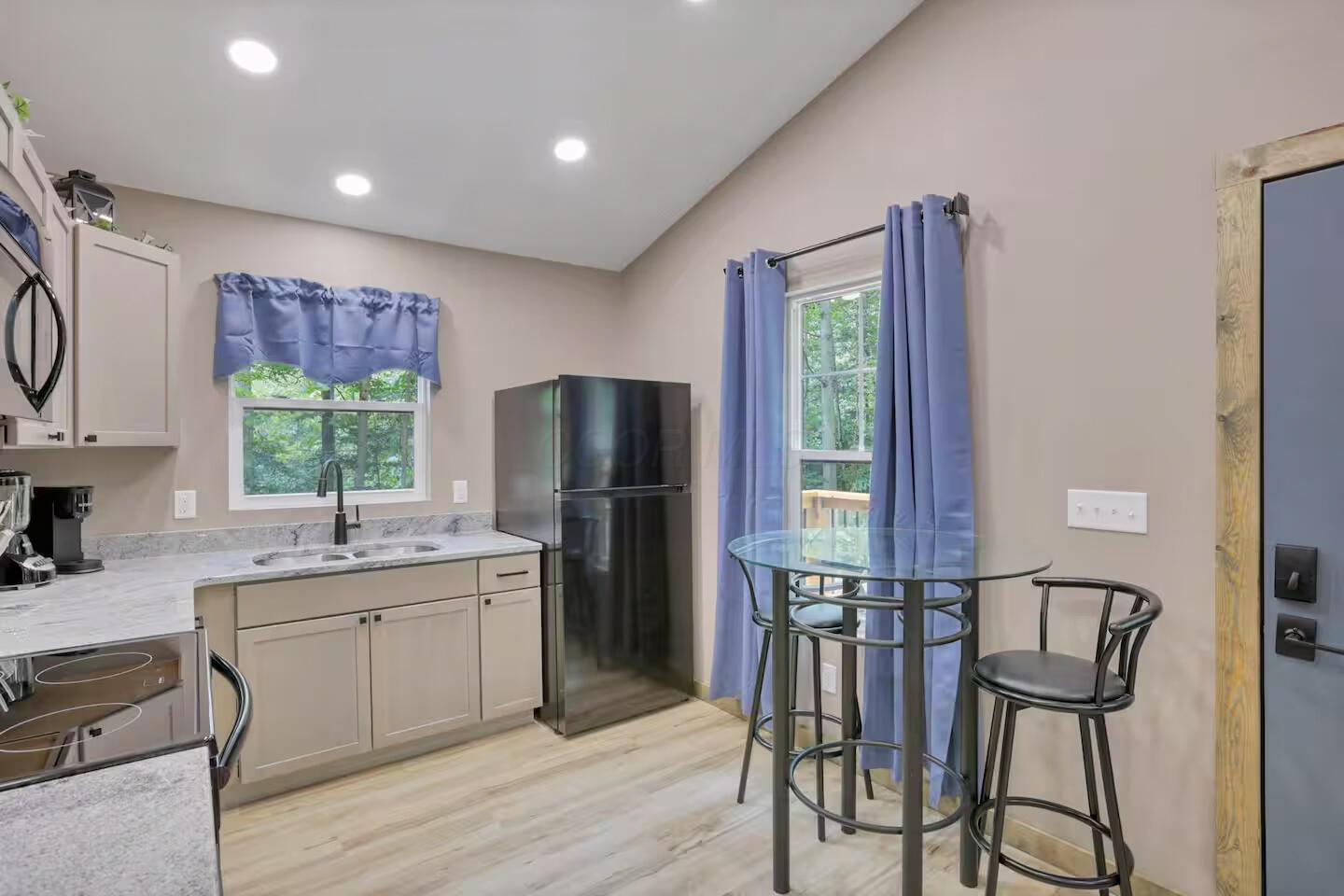 36849 Scout Road Logan, OH 43138 - Photo 6 of 21 2a965b8b-5971-44f9-882c-54237447c863