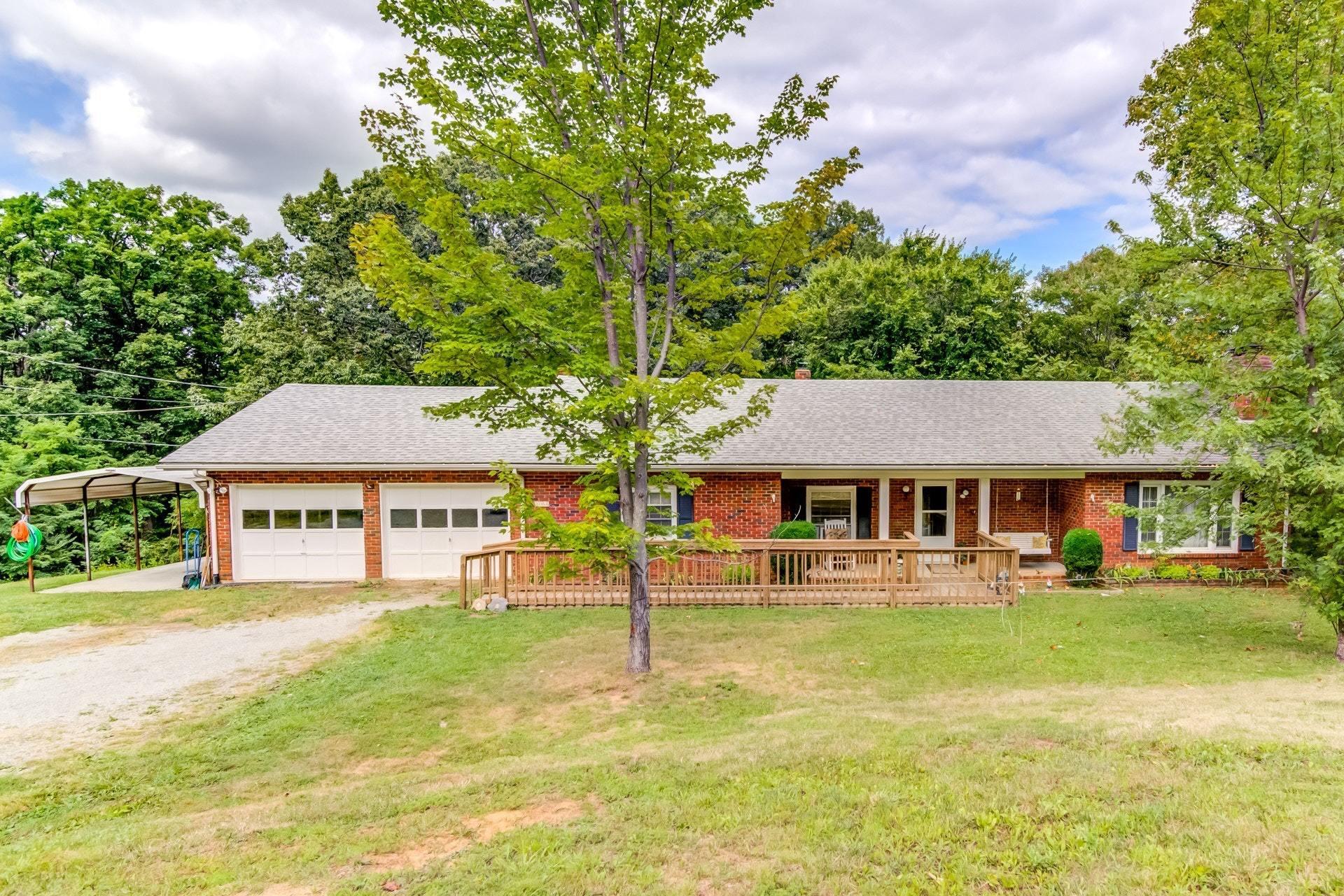 3066 Mowles Road Salem, VA 24153 - Photo 1 of 25 Front