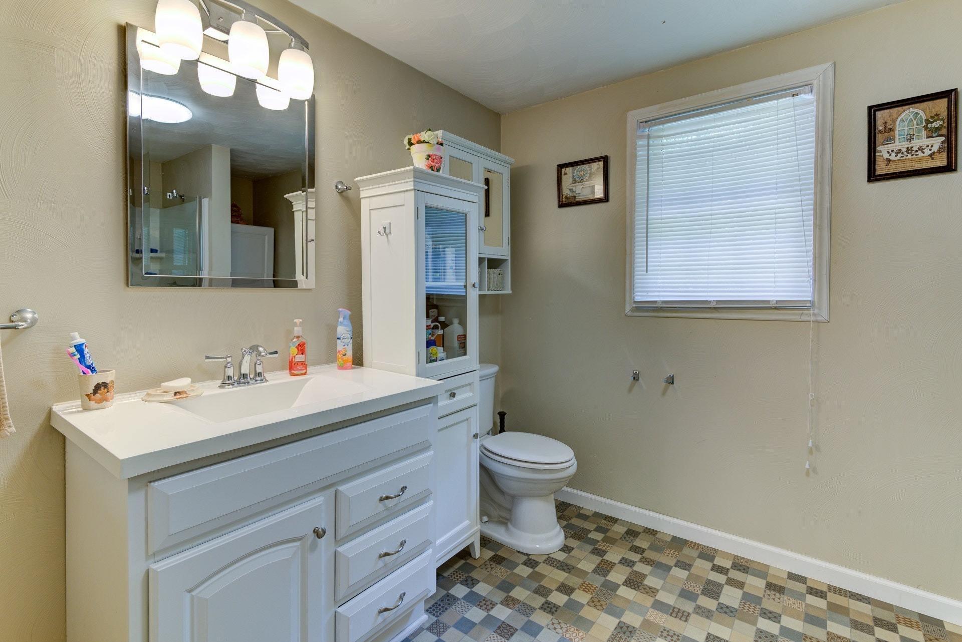 3066 Mowles Road Salem, VA 24153 - Photo 18 of 25 018-325059-18-3066 Mowles Rd Salem Va-36