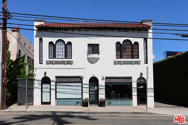 $3,400,000 | 710 North Van Ness Avenue, Los Angeles, CA 90038