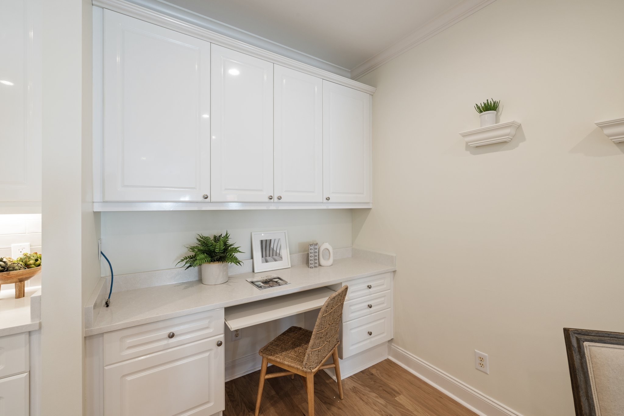 541 Marigold Drive Franklin, TN 37064 - Photo 25 of 69 a room with a table chair and white cabinets